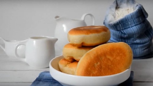 Пиріжки на кефірі смажені на сковороді – 8 швидких і смачних рецептів з фото покроково