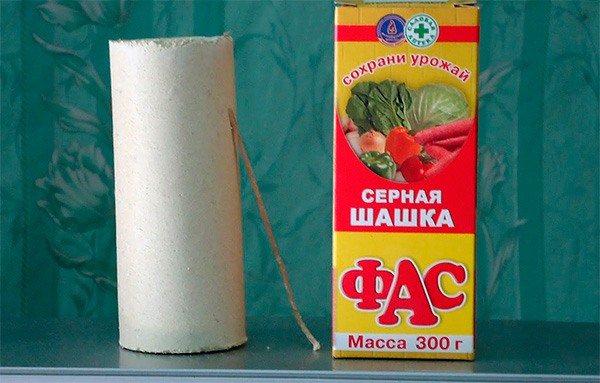 Димові шашки для знищення тарганів